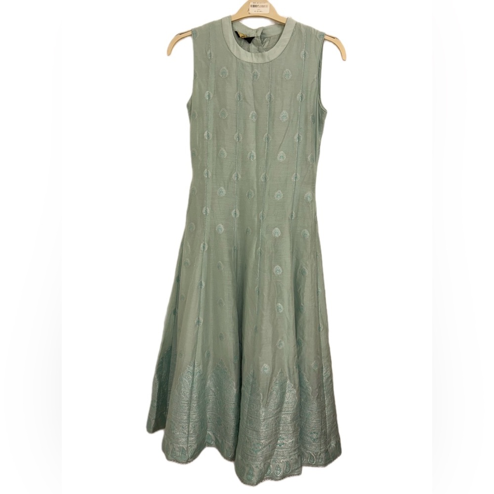 NWT Safaa Sage Green Anarkali Kurta Chikankari & Ari Kasab Embroidery Size small